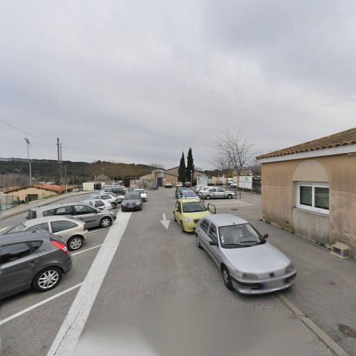 Stade Joel Chevalier les Platanes - École maternelle publique - Aix-en-Provence