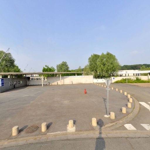 Lycée Camille Claudel - Lycée - Blois