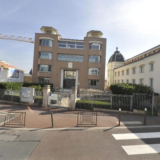 Centre Médical Municipal Raymond Burgos - Médecin généraliste - Suresnes