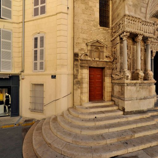 Correze 2 - Entreprise de maçonnerie - Arles