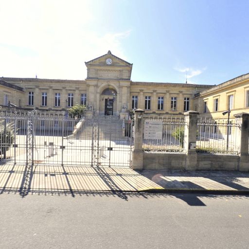 Palais de justice - Batiment touristique - Agen