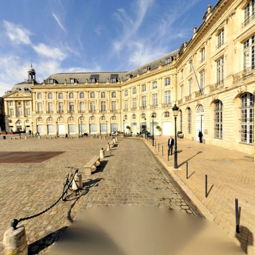 Miroir d'Eau - Sites et circuits de tourisme - Bordeaux