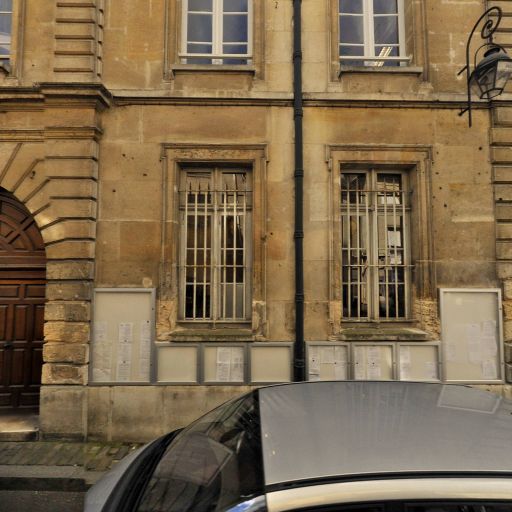 Hôtel de ville - Batiment touristique - Compiègne