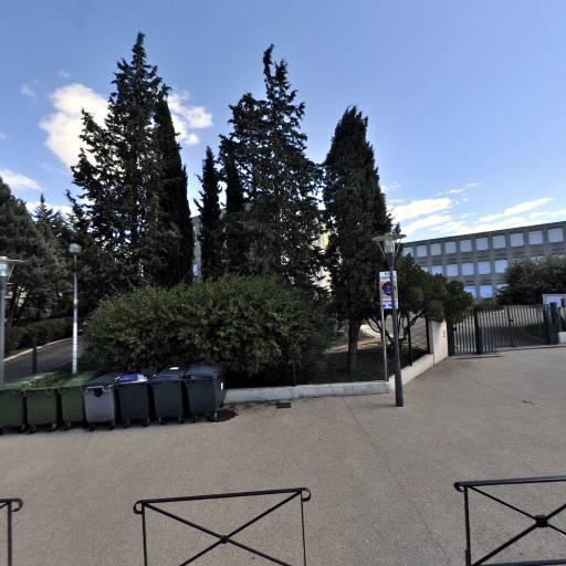 Collège Capouchiné - Collège - Nîmes
