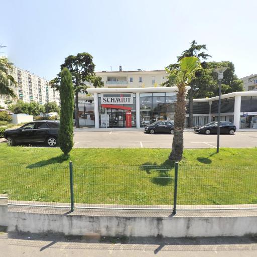 Entreprise Méditerranéenne - Pose, entretien et vitrification de parquets - Marseille