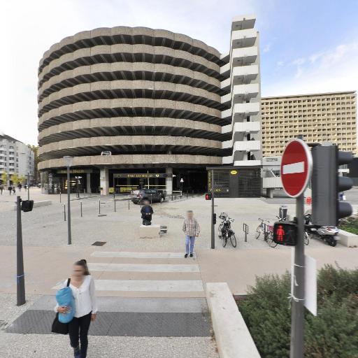 Parking Parc des Halles - Parking public - Lyon