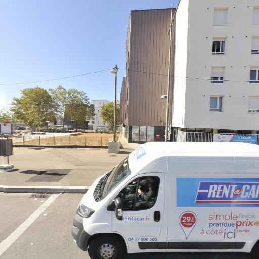 Aire de covoiturage parking relais Mermoz Pinel - Aire de covoiturage - Lyon