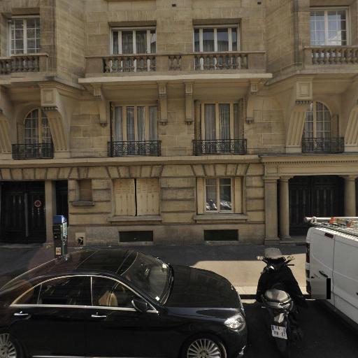 Centre de sénologie du Champs de Mars - Soins hors d'un cadre réglementé - Paris